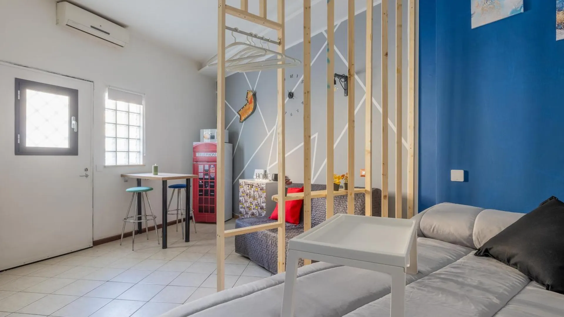 Tiny Indipendent House Apartment Rome Italy